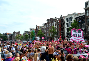 Gay Pride Amsterdam: die Kanal-Parade 2015 in Bildern