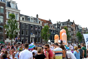 Gay Pride Amsterdam: die Kanal-Parade 2015 in Bildern